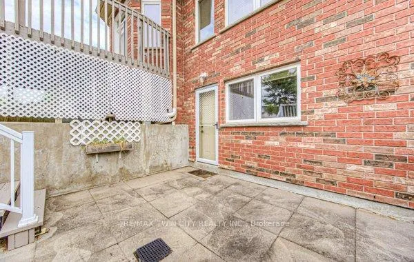 Photo 29 of 43 Frey Crescent, Kitchener — HOMEH
