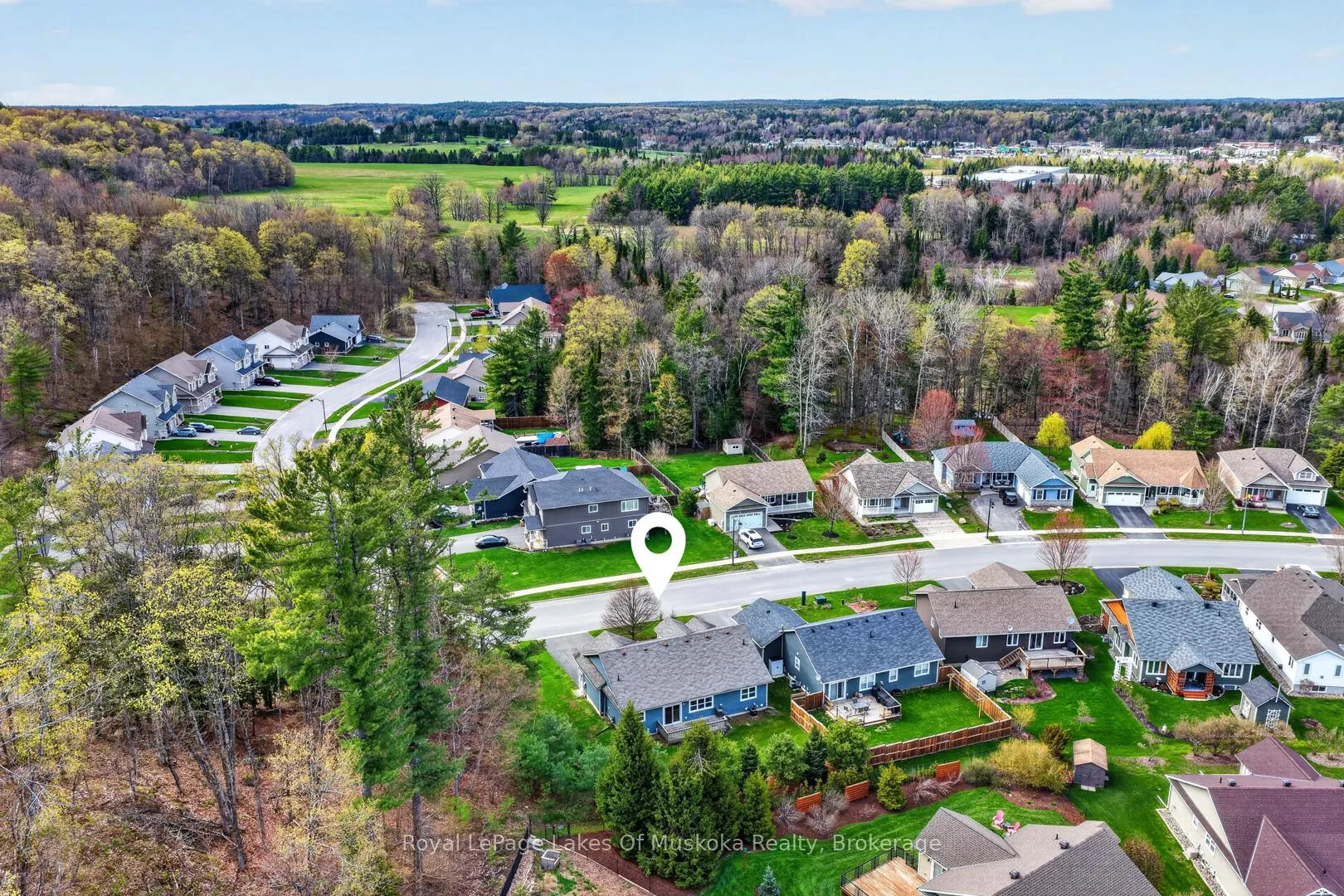 Photo 8 of 32 Gainsborough Road, Bracebridge, Monck (Bracebridge) — HOMEH