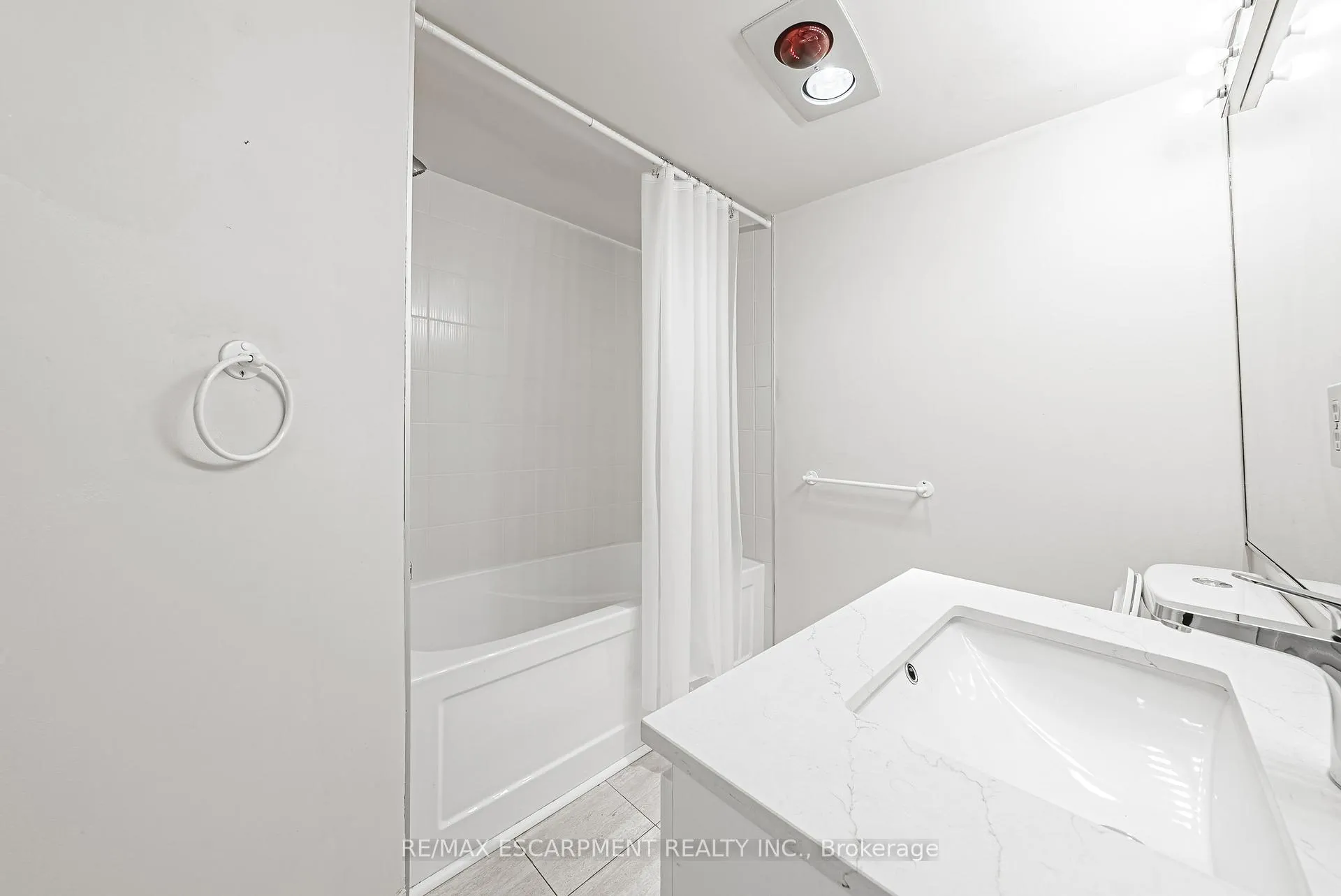 Photo 14 of Unit 605, 1225 North Shore Boulevard E, Burlington, Brant — HOMEH