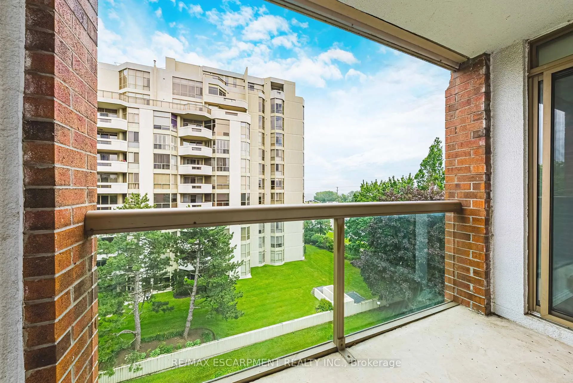 Photo 20 of Unit 605, 1225 North Shore Boulevard E, Burlington, Brant — HOMEH
