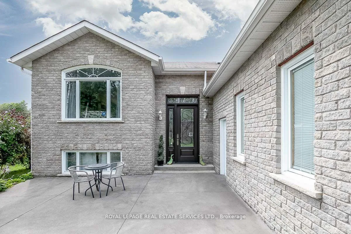Photo 3 of 96 46th Street N, Wasaga Beach — HOMEH