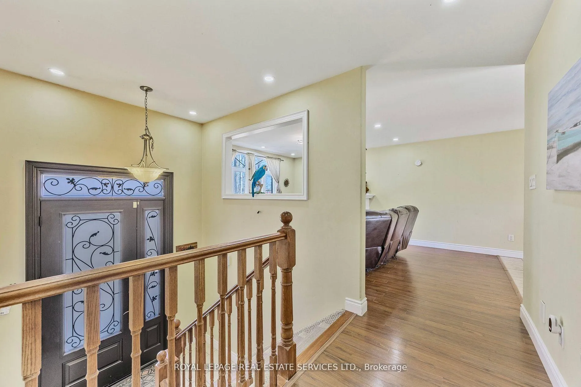 Photo 5 of 96 46th Street N, Wasaga Beach — HOMEH