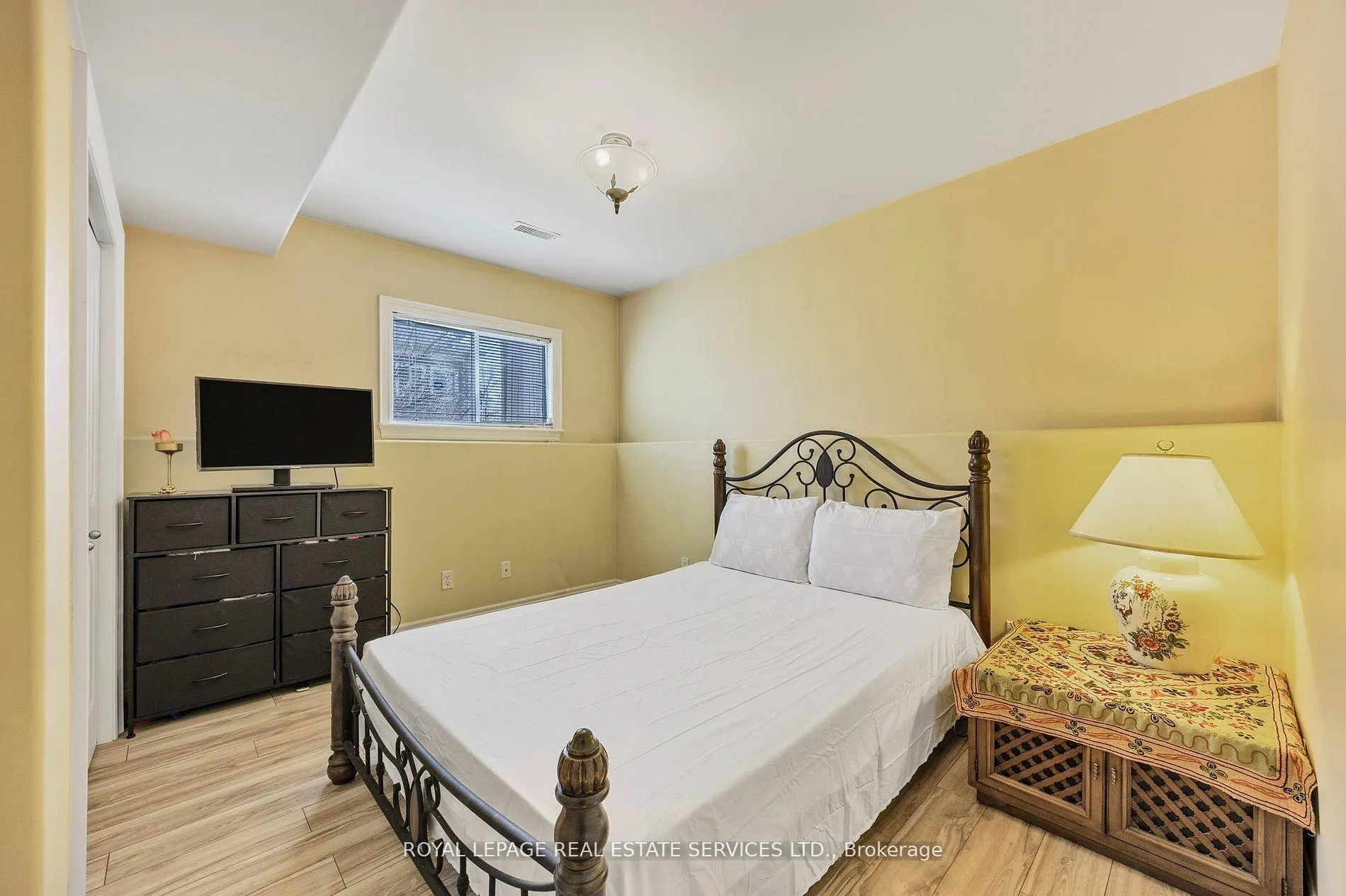 Photo 17 of 96 46th Street N, Wasaga Beach — HOMEH