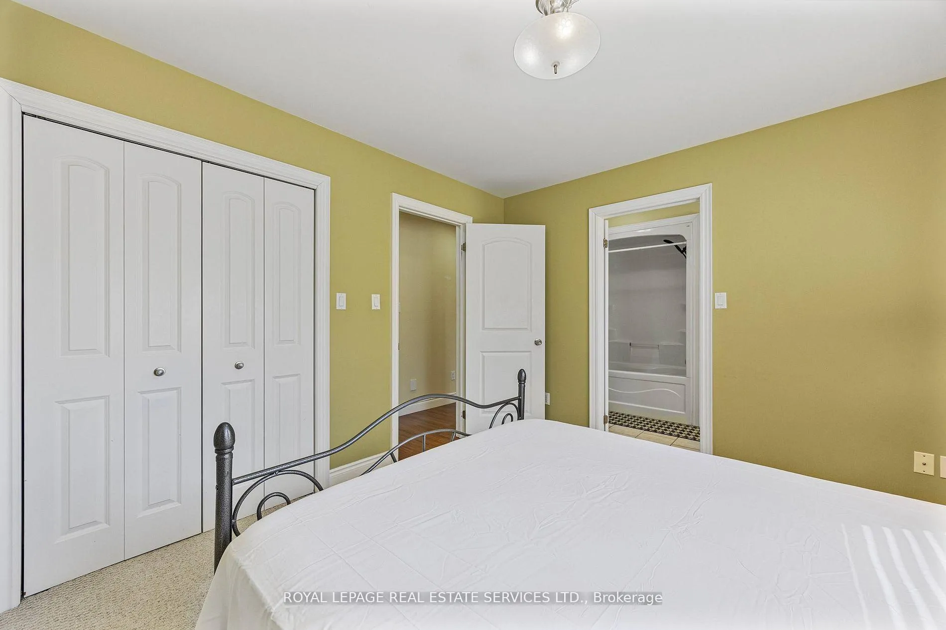 Photo 18 of 96 46th Street N, Wasaga Beach — HOMEH