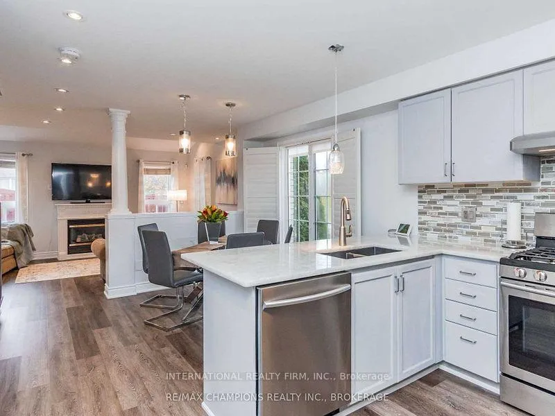 Photo 9 of 49 Convoy Crescent, Vaughan, Vellore Village — HOMEH