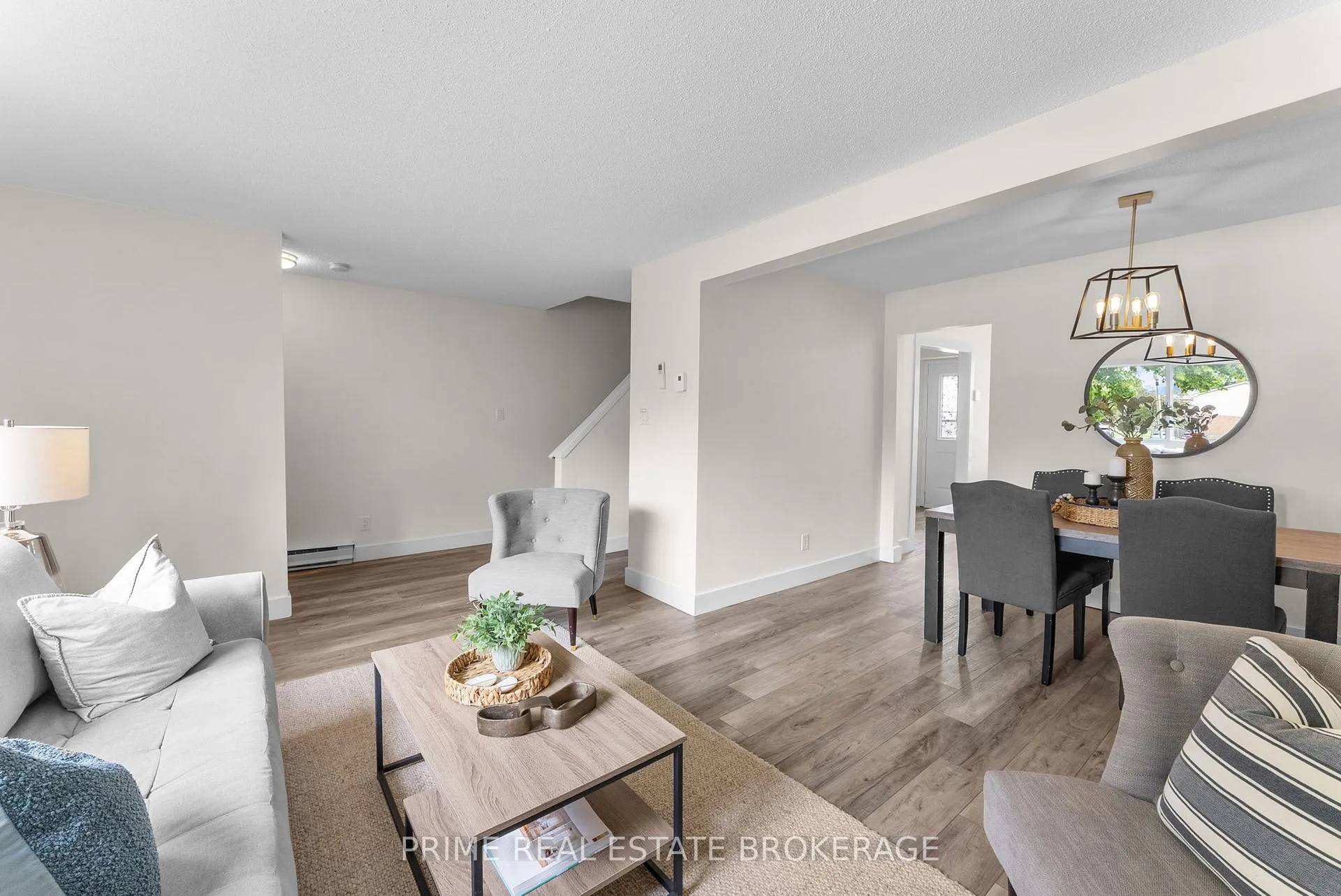 Photo 10 of Unit 51, 678 Upper Queen Street, London, South R — HOMEH