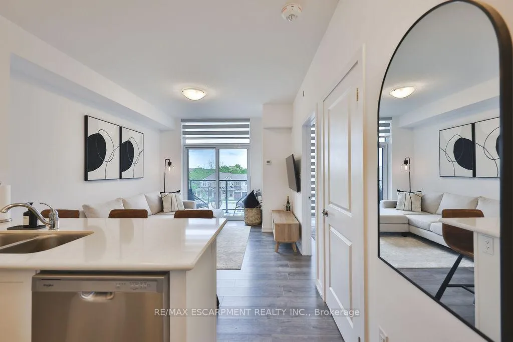 Photo 6 of Unit 314, 470 Dundas Street E, Hamilton, Waterdown — HOMEH