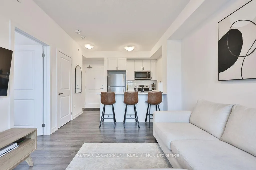 Photo 10 of Unit 314, 470 Dundas Street E, Hamilton, Waterdown — HOMEH