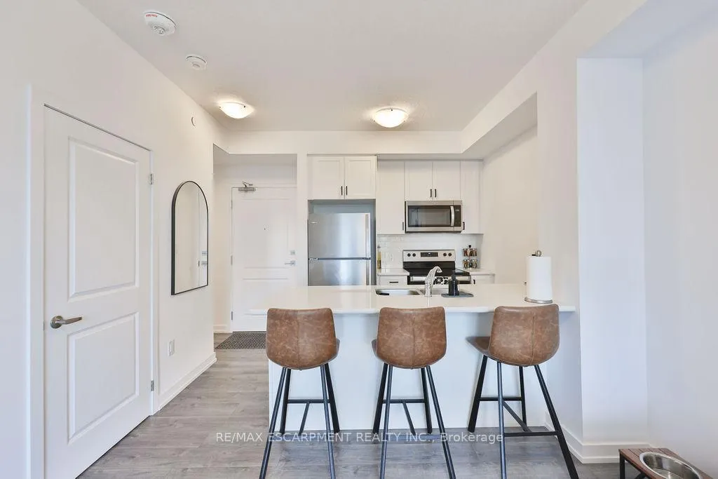Photo 12 of Unit 314, 470 Dundas Street E, Hamilton, Waterdown — HOMEH