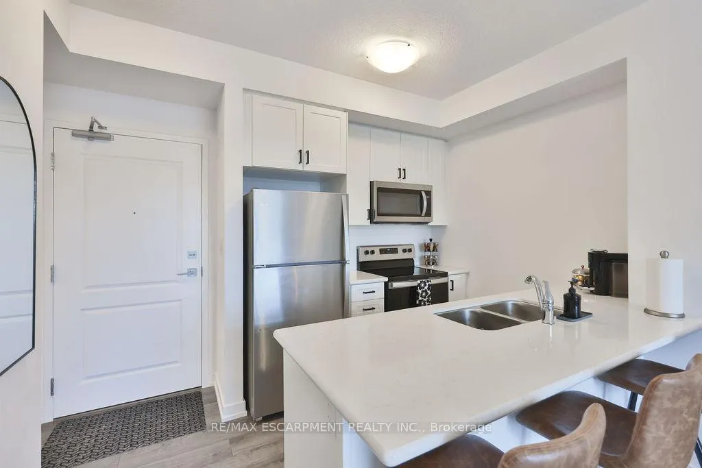 Photo 13 of Unit 314, 470 Dundas Street E, Hamilton, Waterdown — HOMEH