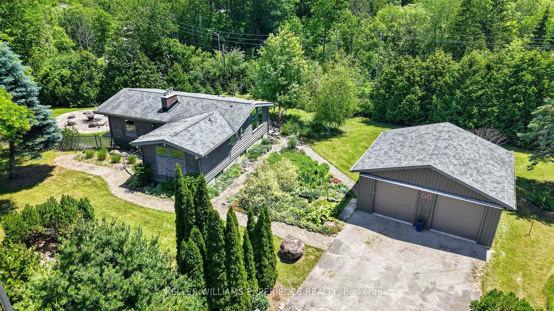 Photo 34 of 68 Royal Oak Drive, Barrie, South Shore — HOMEH