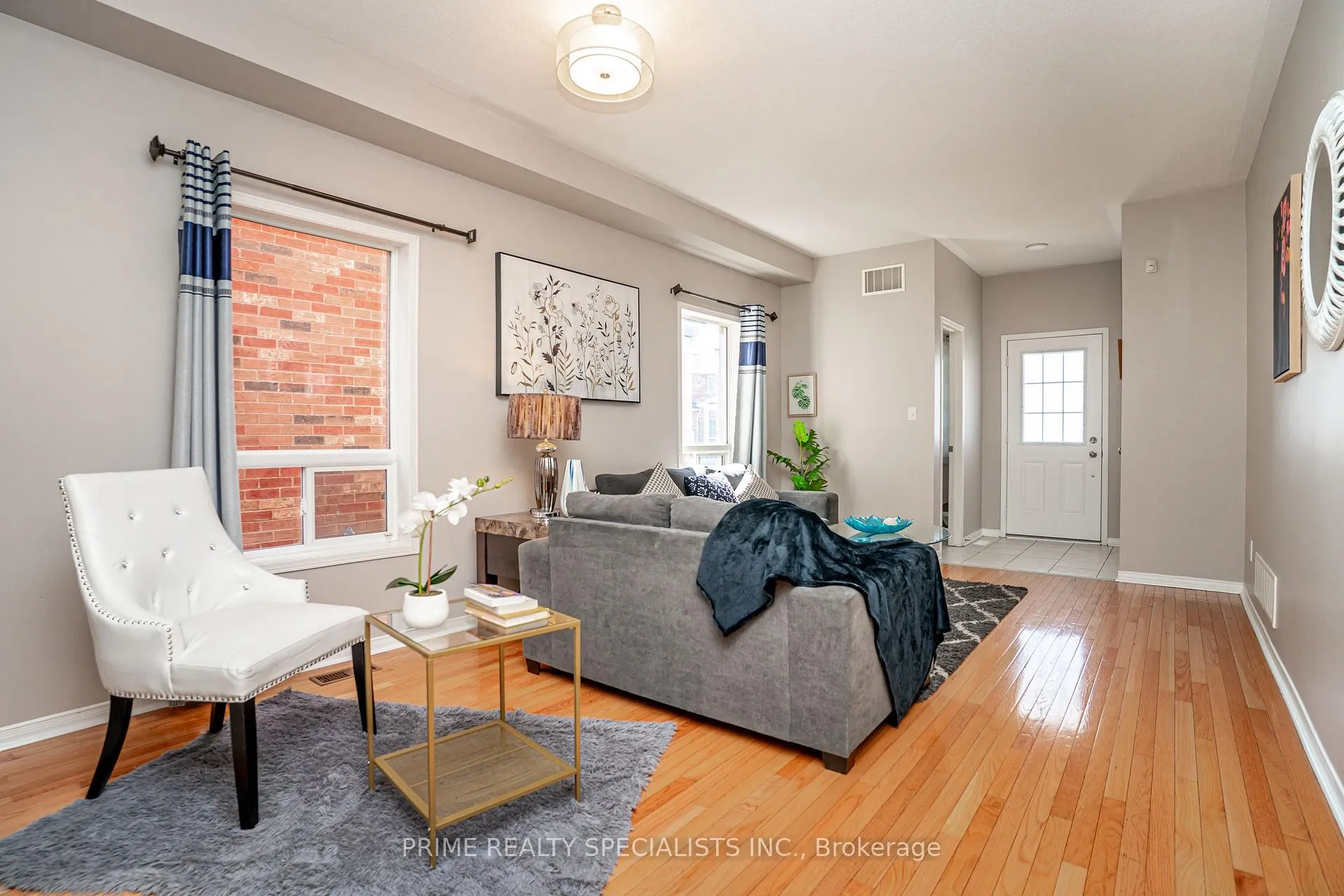 Photo 8 of 11 Commodore Drive, Brampton, Credit Valley — HOMEH