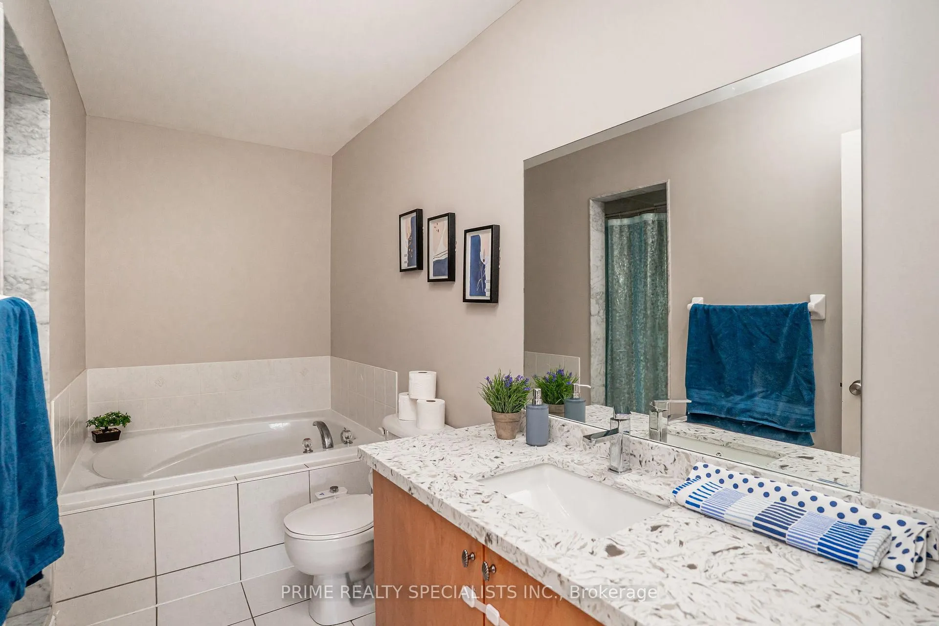 Photo 26 of 11 Commodore Drive, Brampton, Credit Valley — HOMEH