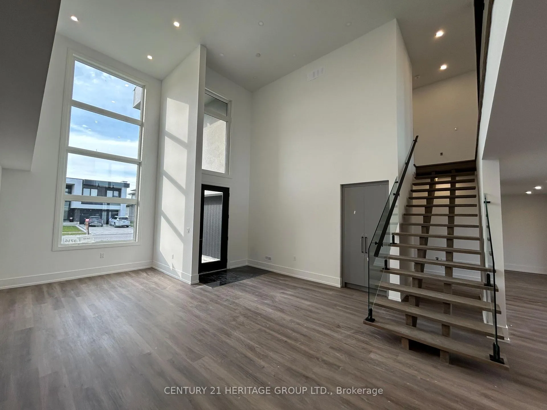 Photo 4 of 3716 Quayside Drive, Severn, West Shore — HOMEH