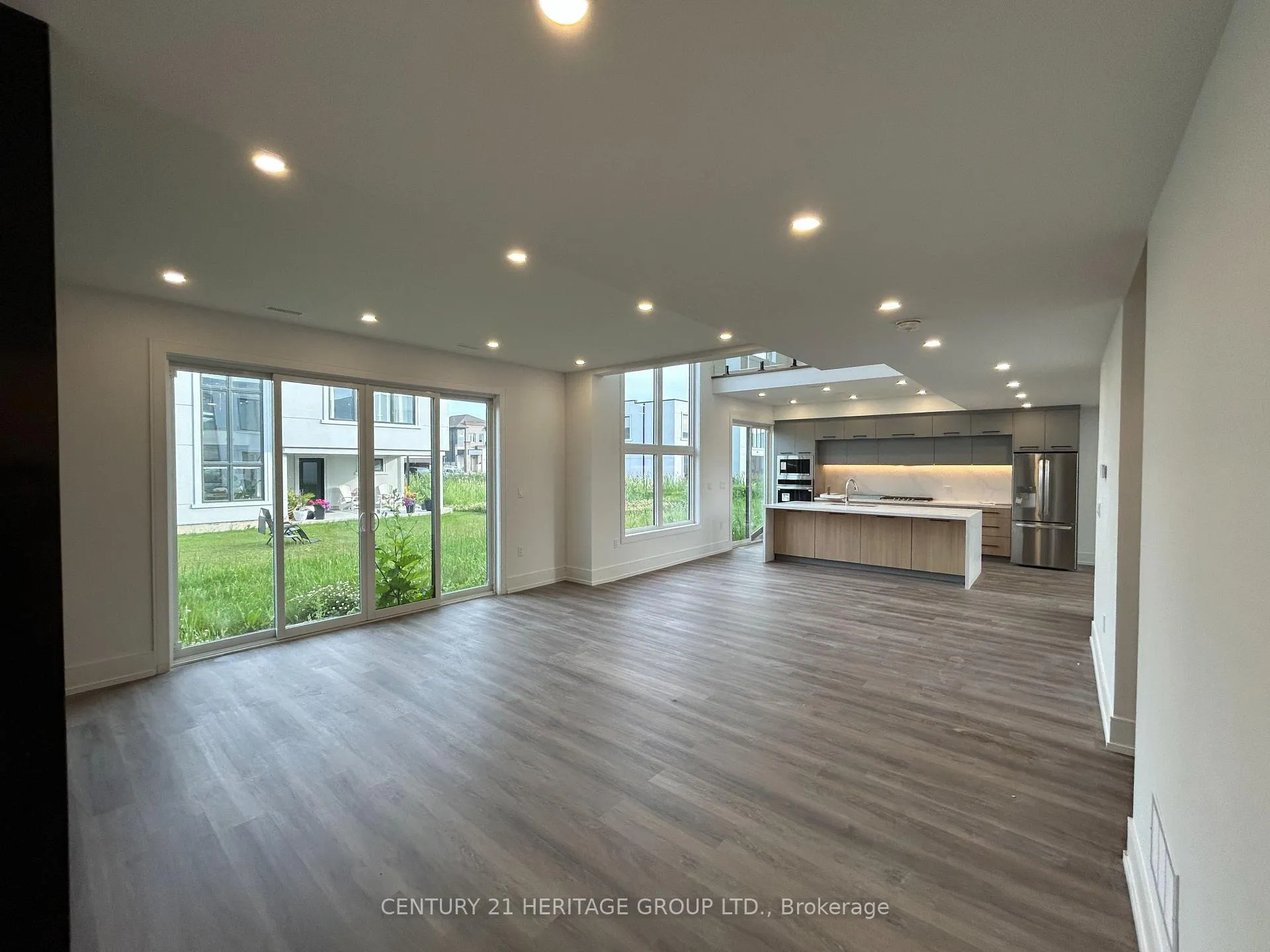 Photo 7 of 3716 Quayside Drive, Severn, West Shore — HOMEH