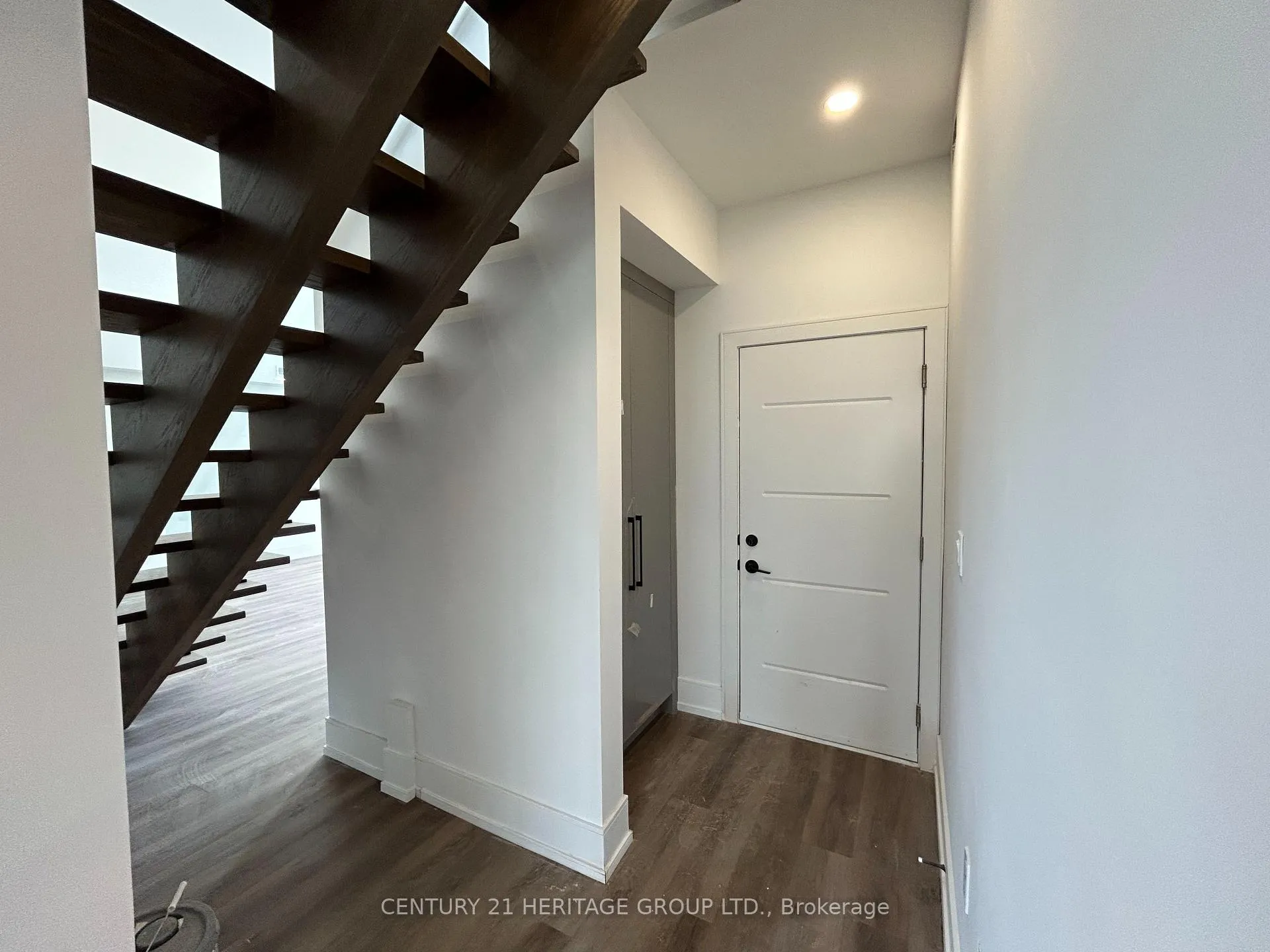 Photo 10 of 3716 Quayside Drive, Severn, West Shore — HOMEH