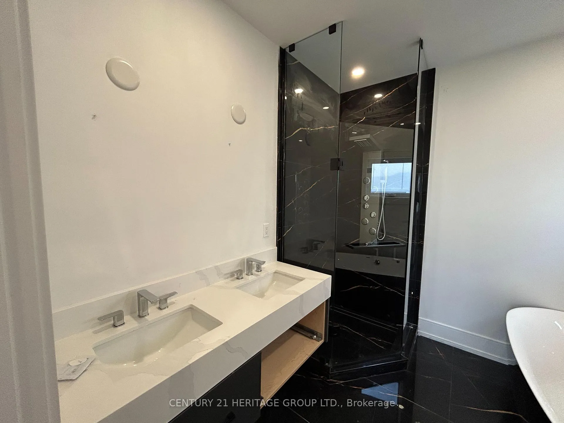 Photo 14 of 3716 Quayside Drive, Severn, West Shore — HOMEH