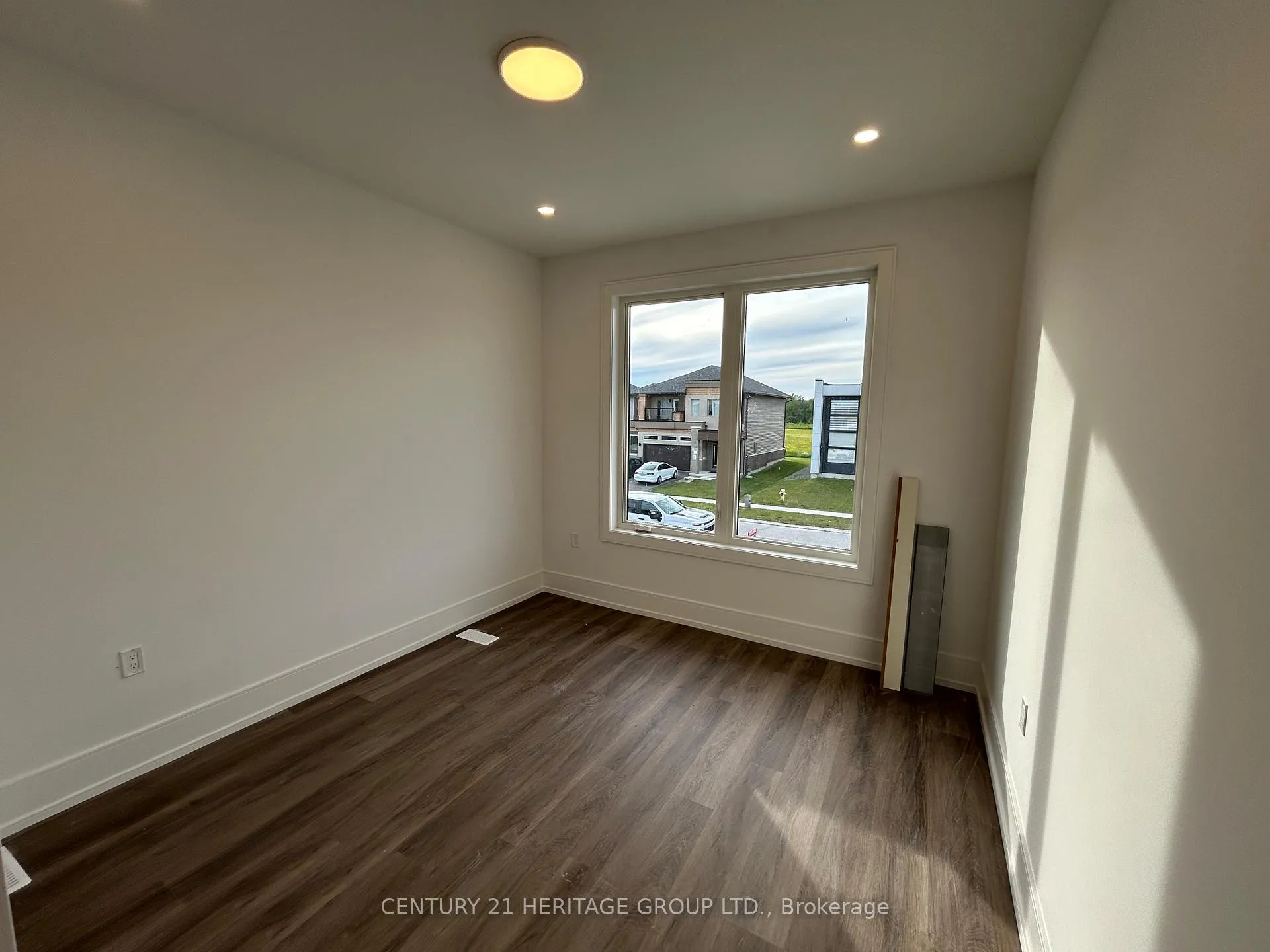Photo 25 of 3716 Quayside Drive, Severn, West Shore — HOMEH