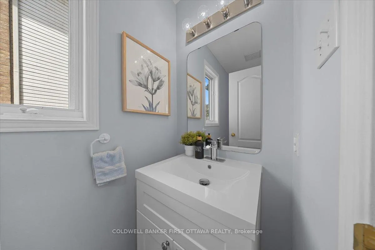 Photo 5 of 22 Cloutier Street, Ottawa, Barrhaven - Longfields — HOMEH