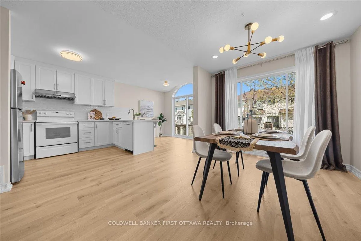 Photo 11 of 22 Cloutier Street, Ottawa, Barrhaven - Longfields — HOMEH