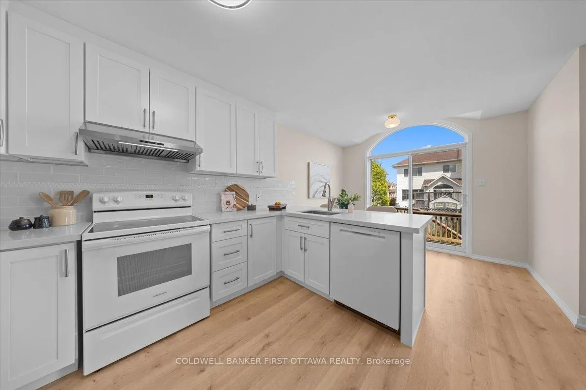Photo 18 of 22 Cloutier Street, Ottawa, Barrhaven - Longfields — HOMEH