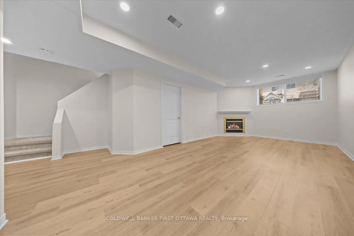 Photo 32 of 22 Cloutier Street, Ottawa, Barrhaven - Longfields — HOMEH