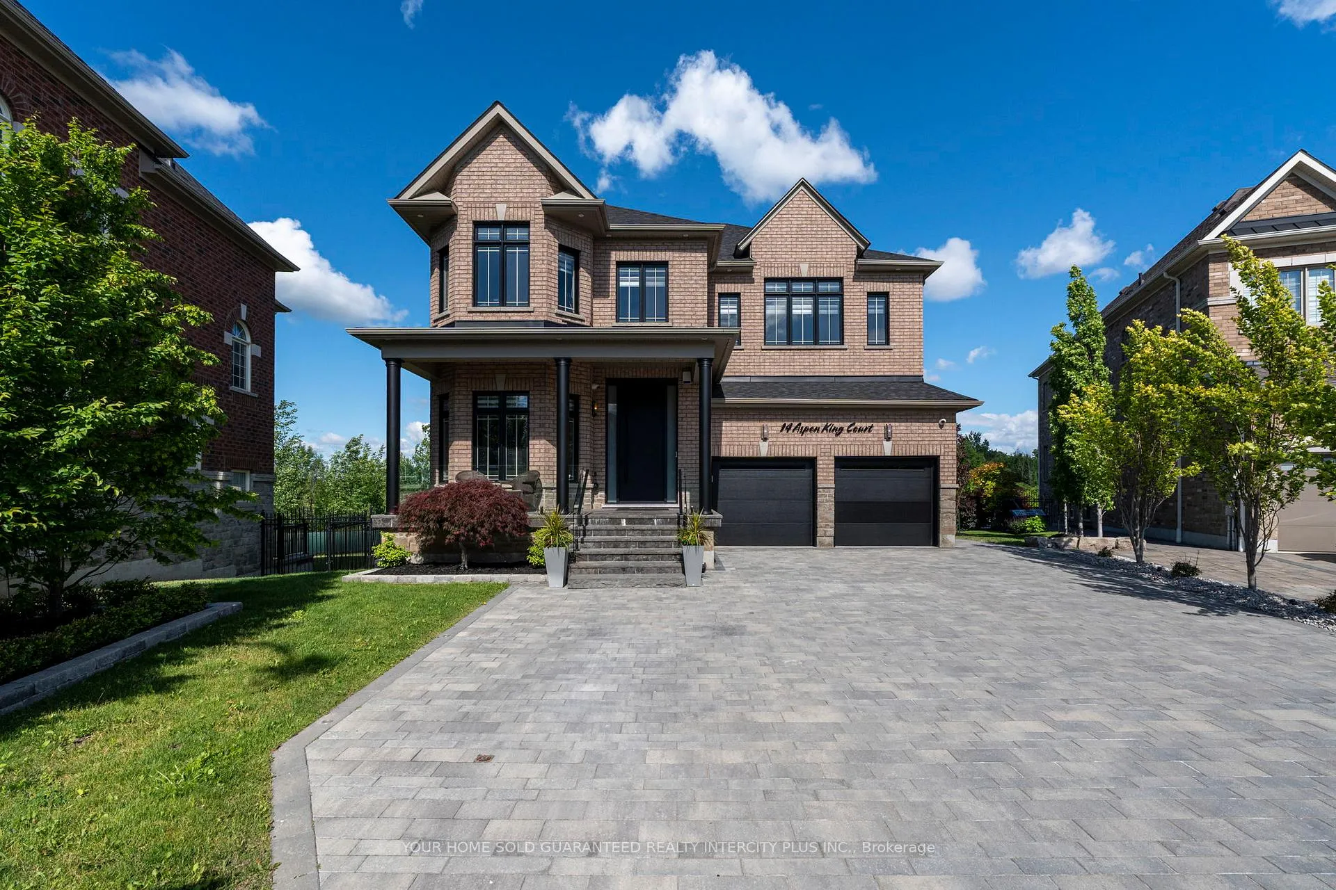 Front of 14 Aspen King Court