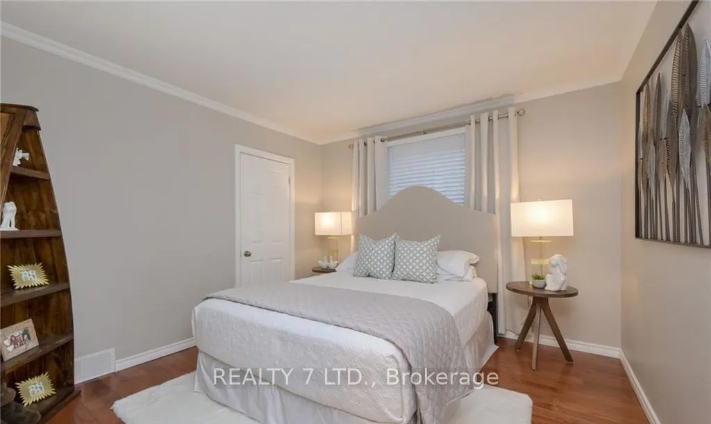 Photo 8 of 270 James Street E, Orillia — HOMEH