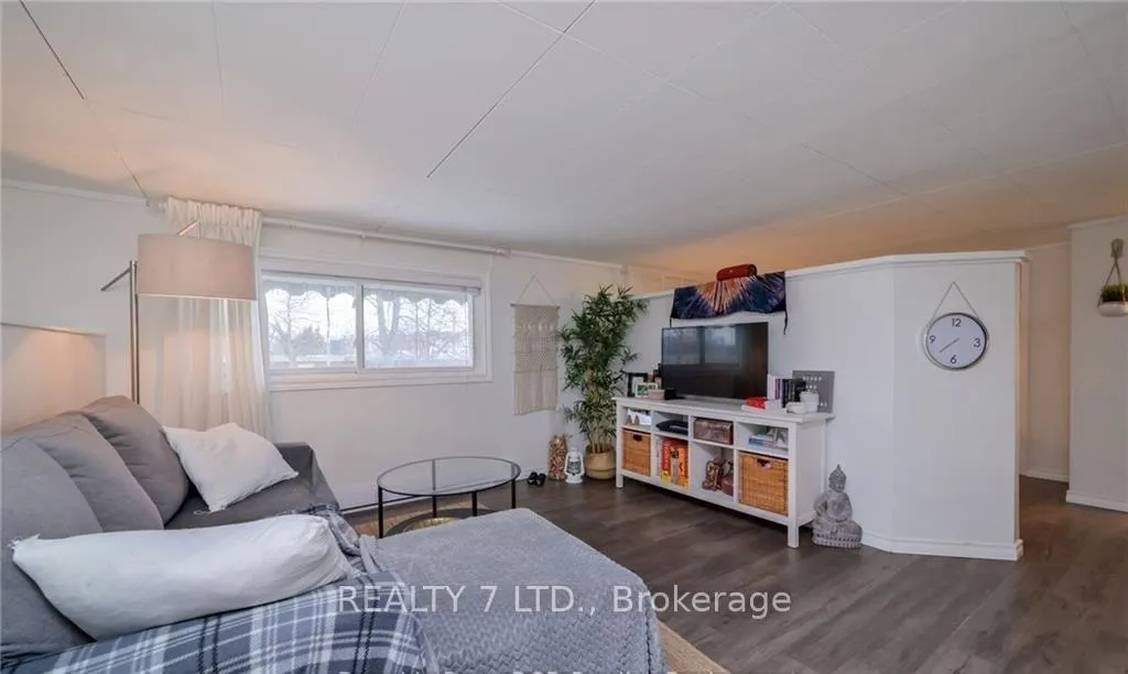 Photo 24 of 270 James Street E, Orillia — HOMEH