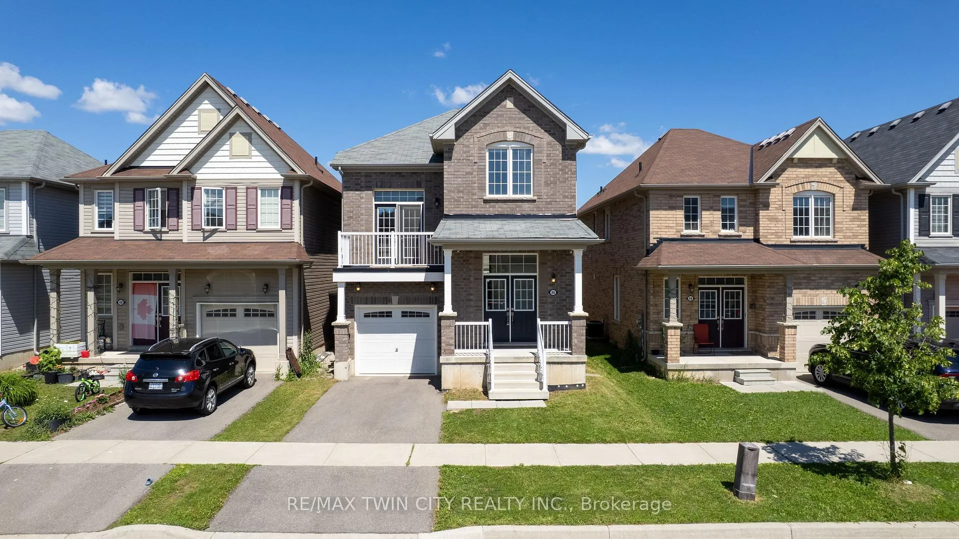 Photo 30 of 46 Munro Circle, Brantford — HOMEH