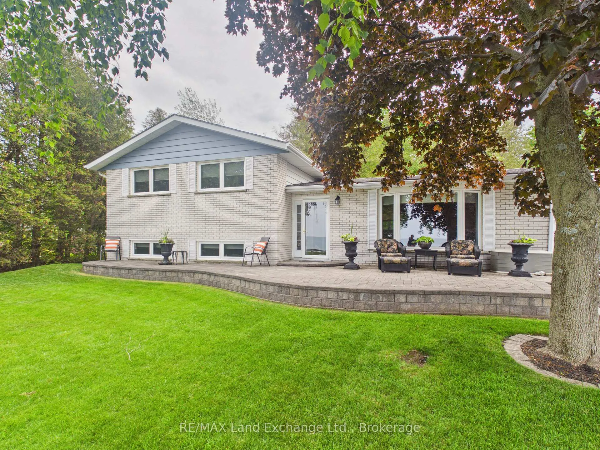 Photo 2 of 167 Goderich Street, Kincardine — HOMEH