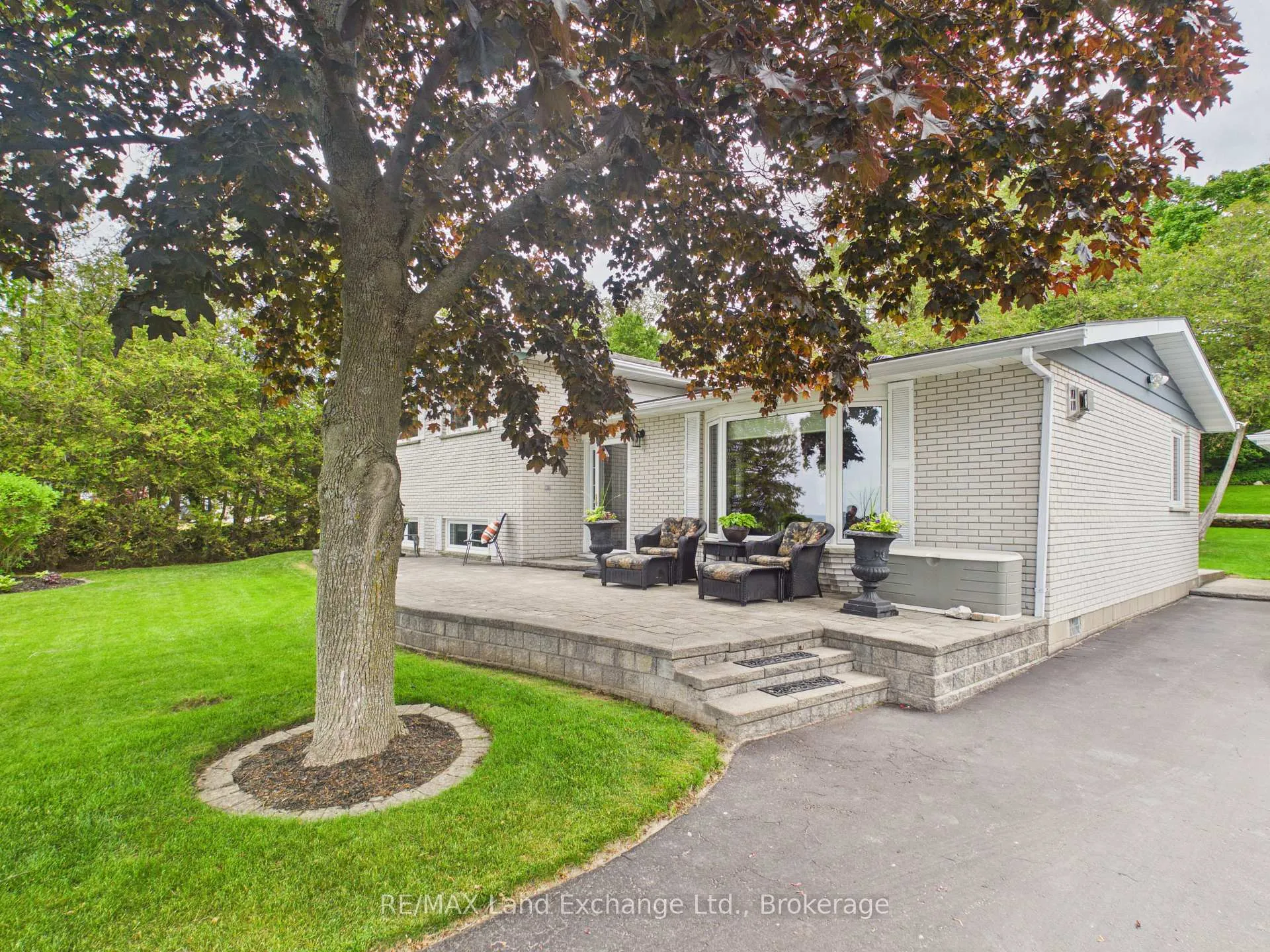 Photo 3 of 167 Goderich Street, Kincardine — HOMEH