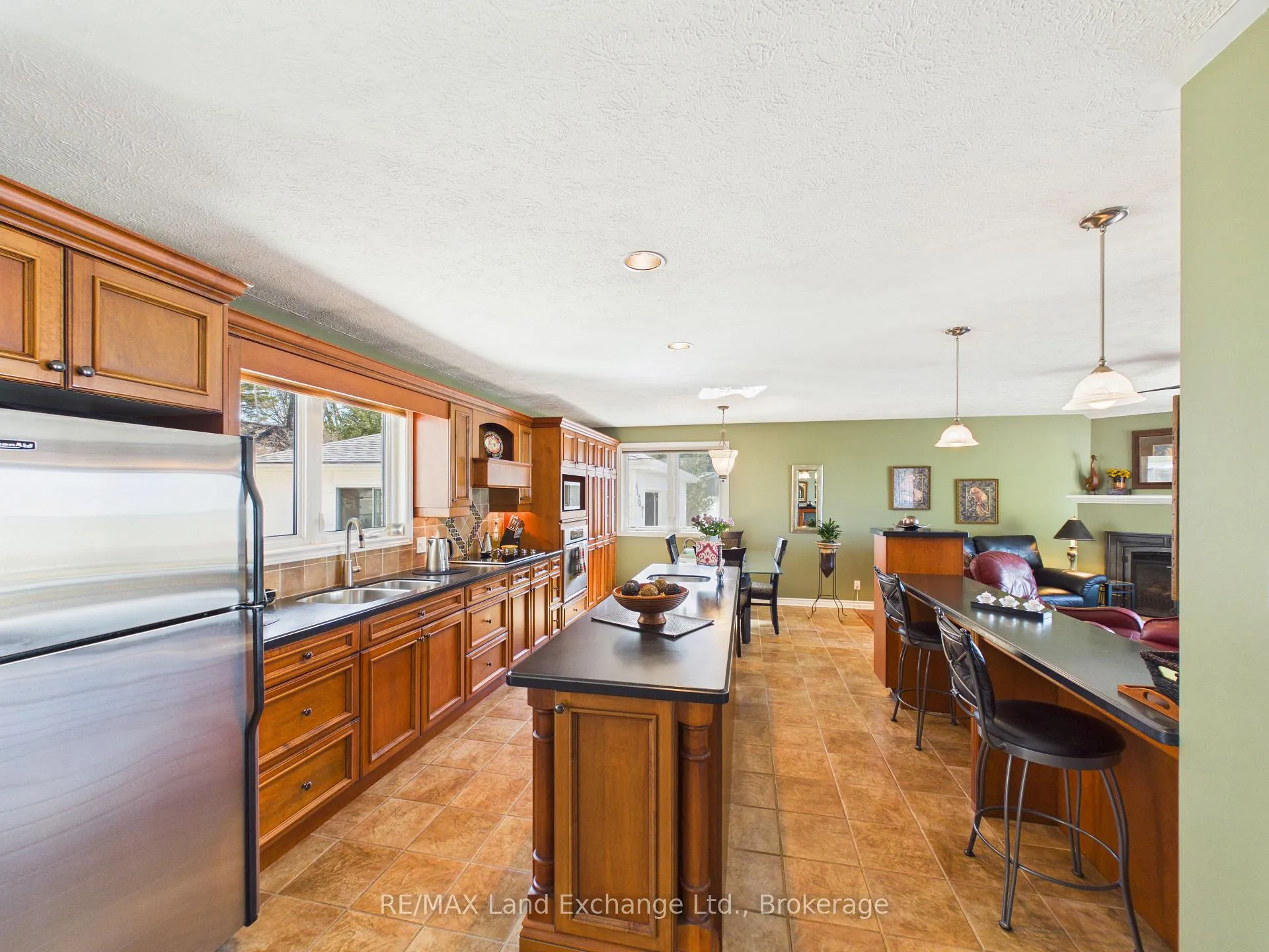 Photo 9 of 167 Goderich Street, Kincardine — HOMEH