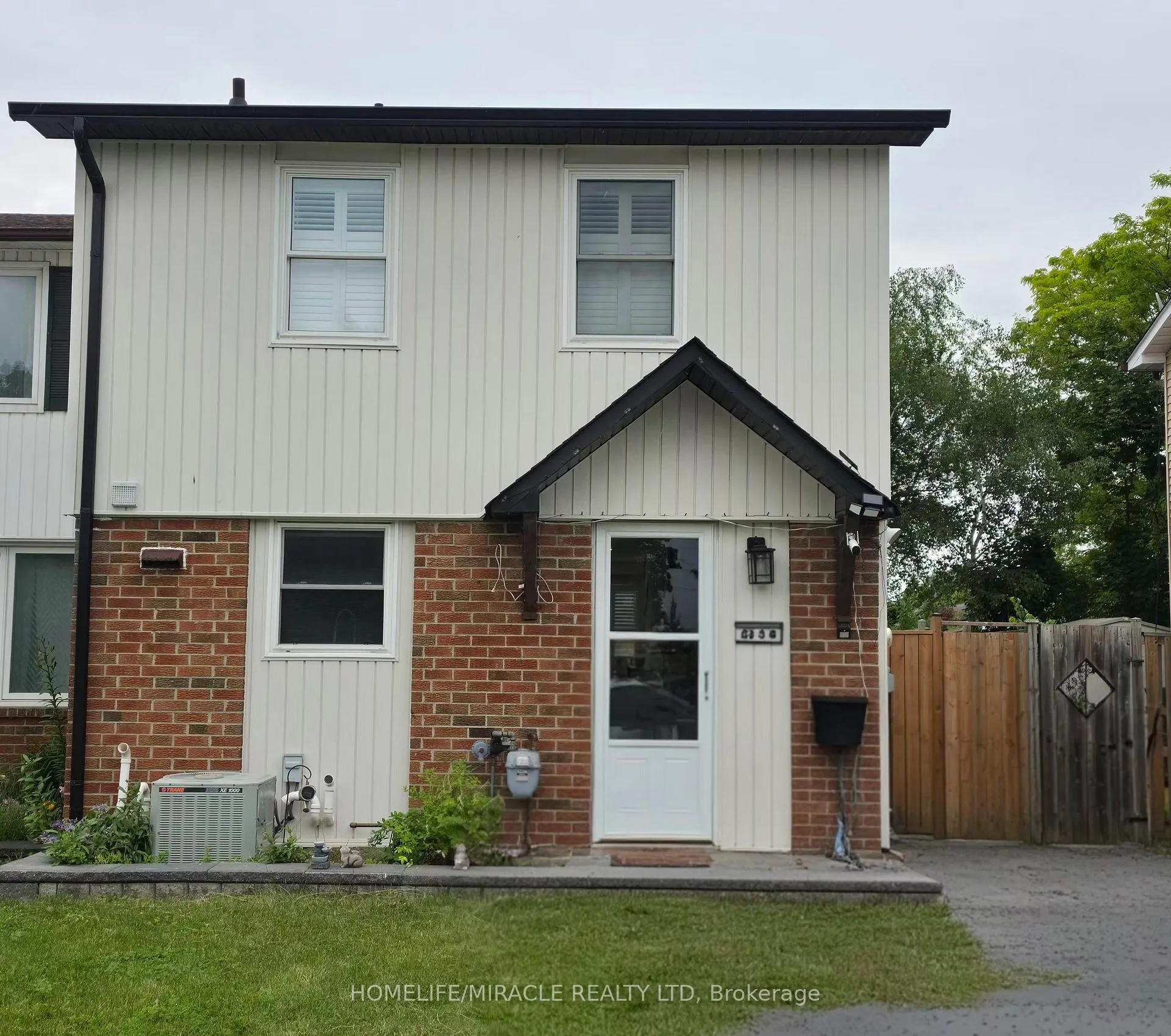 Photo 1 of 439 Bristol Crescent, Oshawa, Vanier — HOMEH