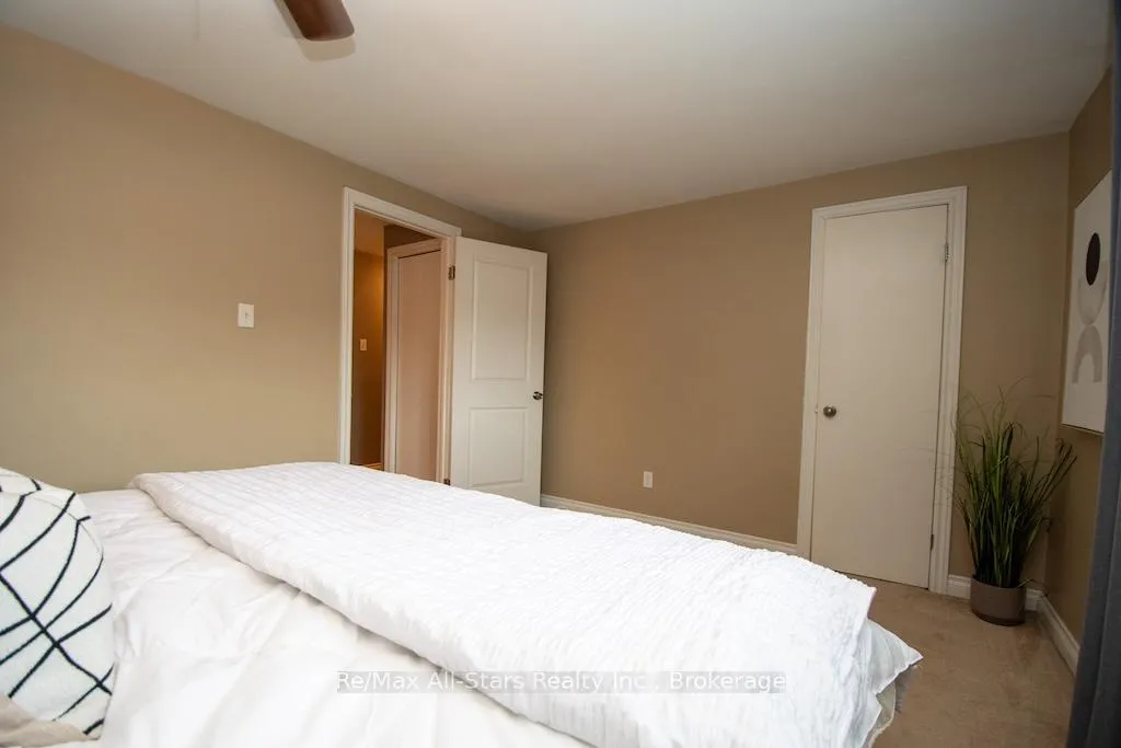 Photo 22 of Unit 16, 72 Martin Road, Clarington, Bowmanville — HOMEH