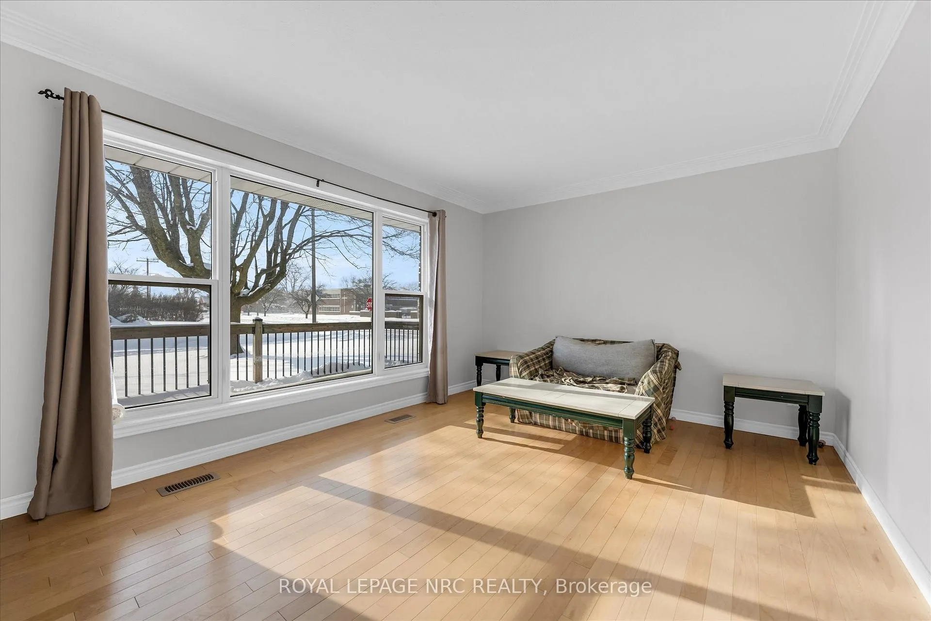 Photo 6 of 162 Ryerson Street, Thorold, Thorold Downtown — HOMEH
