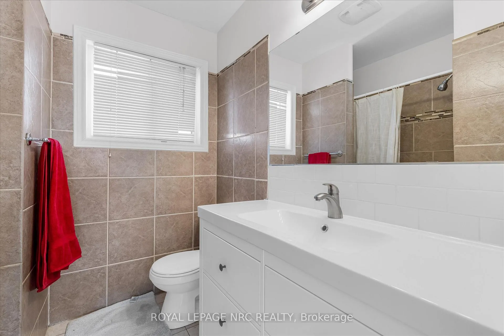 Photo 22 of 162 Ryerson Street, Thorold, Thorold Downtown — HOMEH