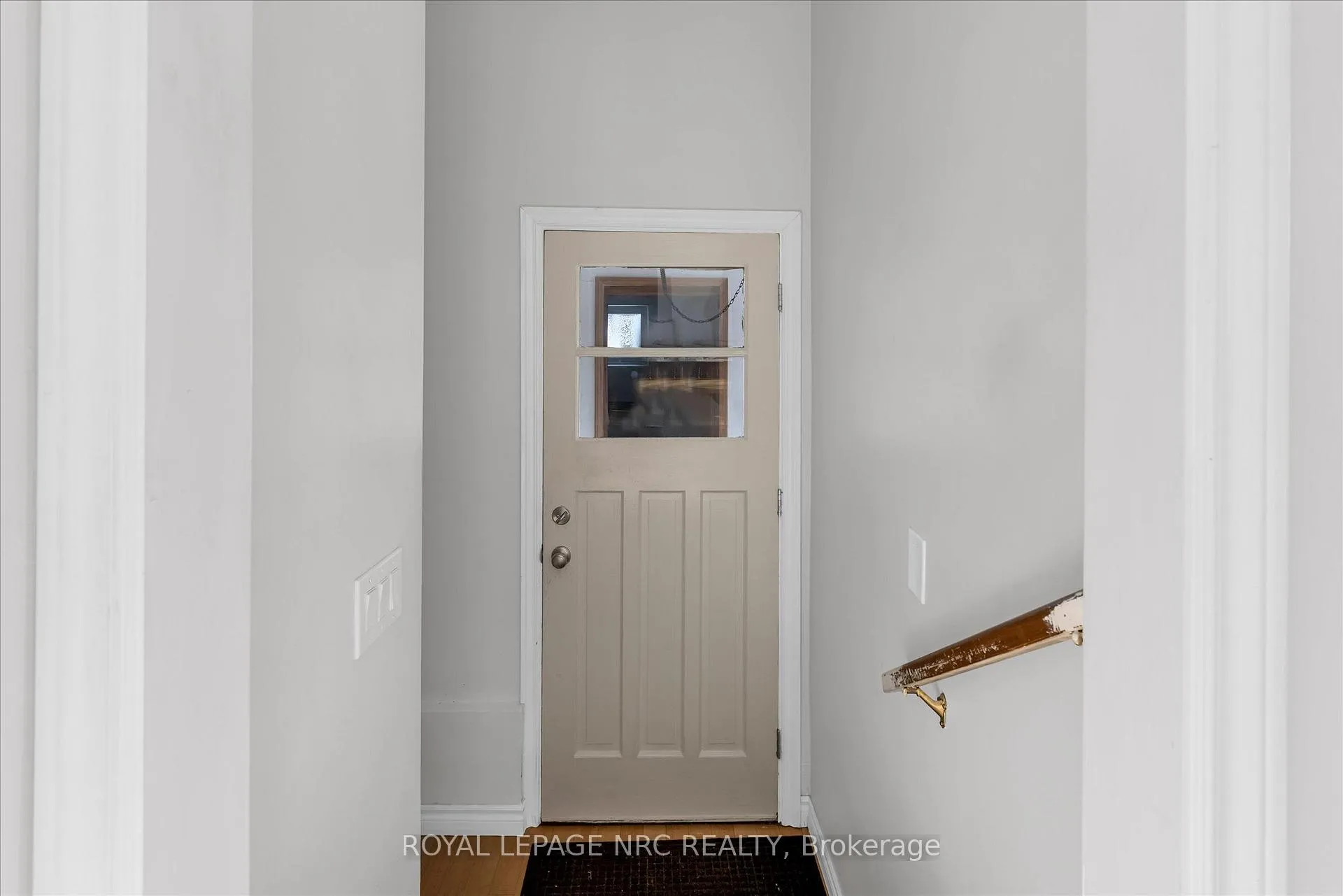 Photo 24 of 162 Ryerson Street, Thorold, Thorold Downtown — HOMEH