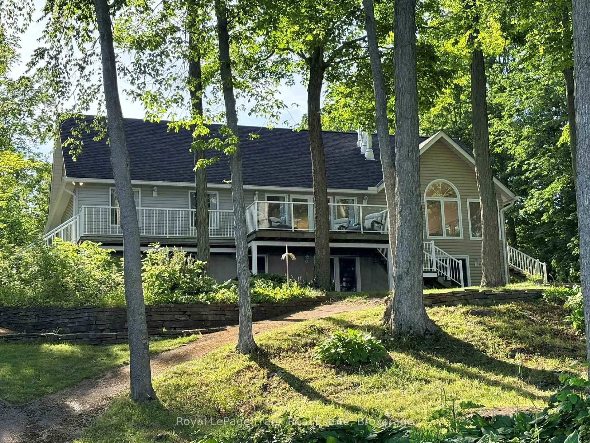 Photo 9 of 2864 Antelope Trail, Selwyn — HOMEH