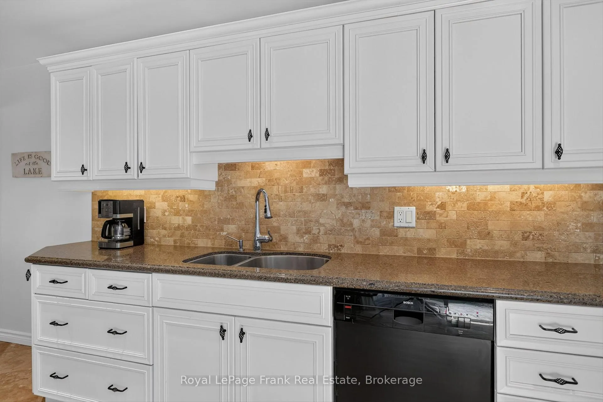 Photo 23 of 2864 Antelope Trail, Selwyn — HOMEH