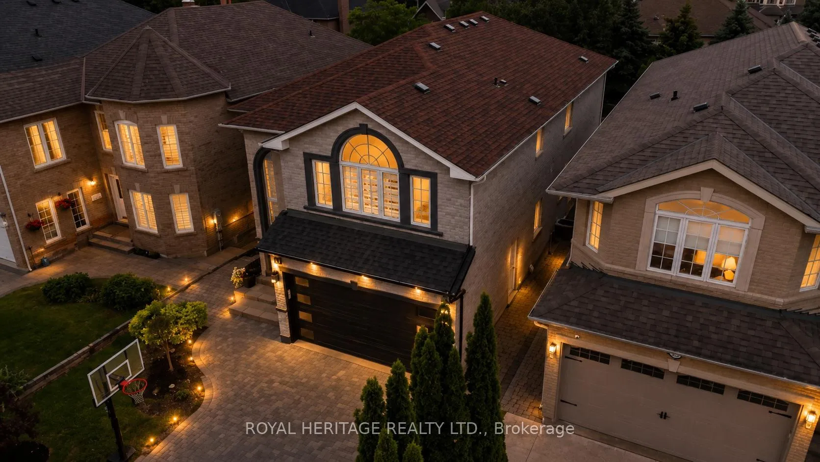 Photo 3 of 71 Lund Street, Richmond Hill, North Richvale — HOMEH