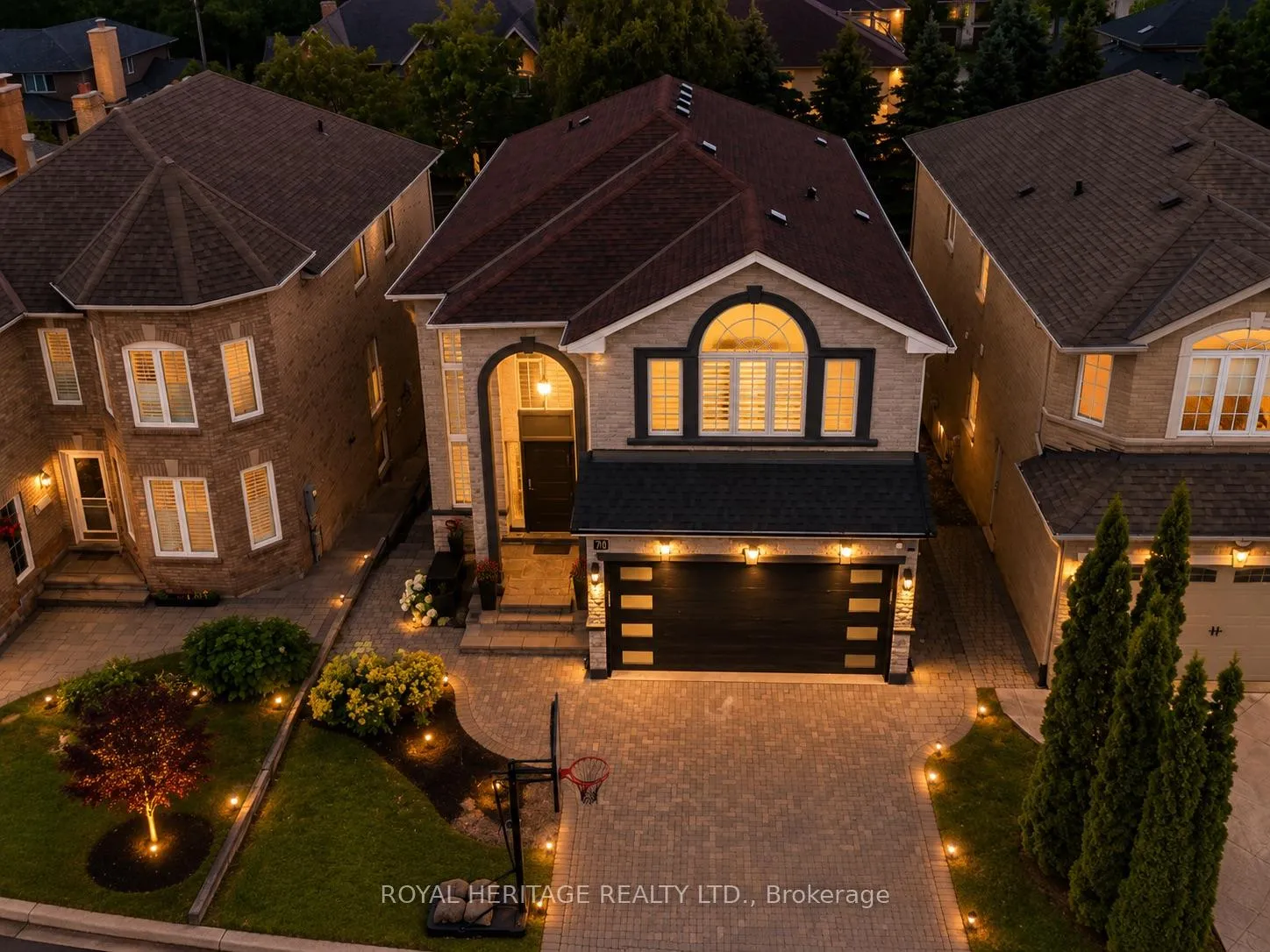 Photo 4 of 71 Lund Street, Richmond Hill, North Richvale — HOMEH
