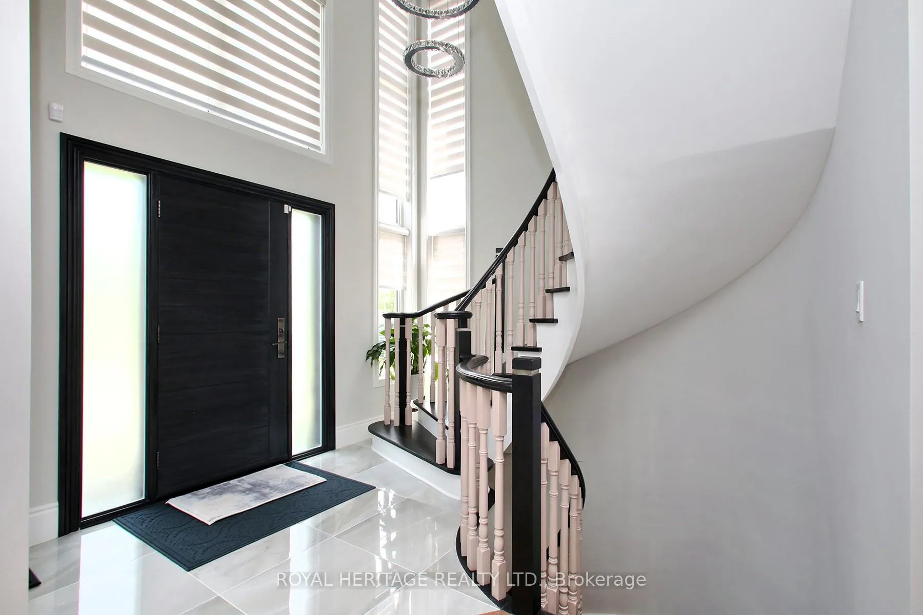 Photo 8 of 71 Lund Street, Richmond Hill, North Richvale — HOMEH
