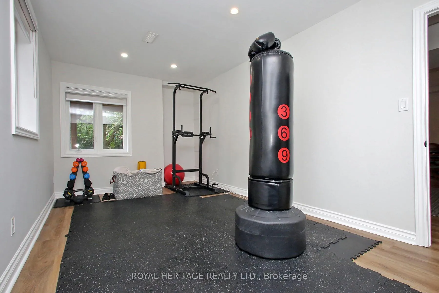 Photo 28 of 71 Lund Street, Richmond Hill, North Richvale — HOMEH