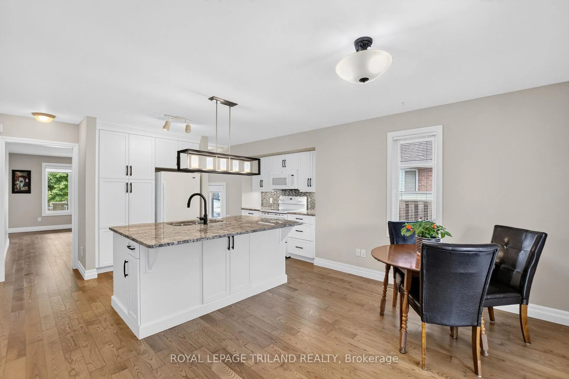Photo 12 of 532 Highview Drive, St. Thomas — HOMEH
