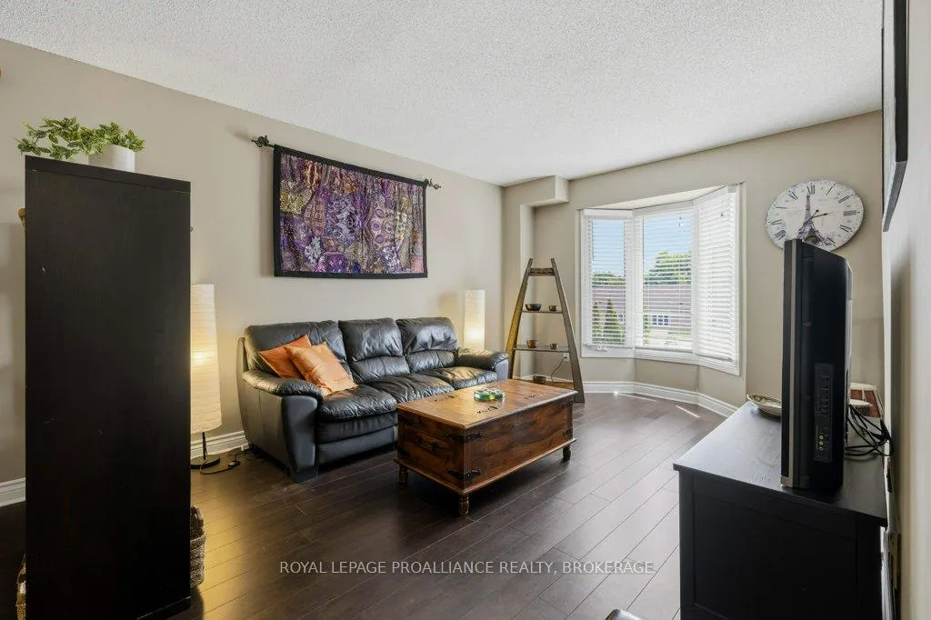 Photo 8 of 882 Winchester Lane, Kingston, North of Taylor-Kidd Blvd — HOMEH
