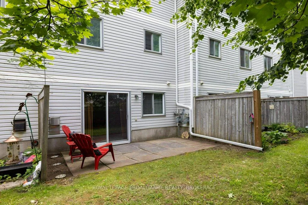 Photo 31 of 882 Winchester Lane, Kingston, North of Taylor-Kidd Blvd — HOMEH