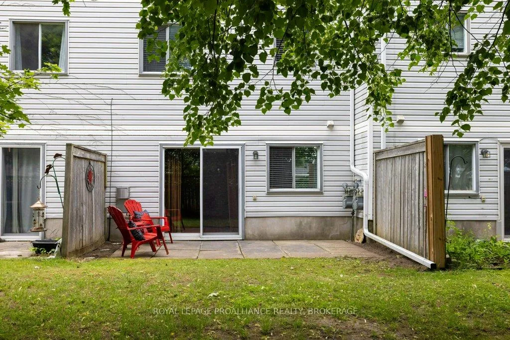 Photo 32 of 882 Winchester Lane, Kingston, North of Taylor-Kidd Blvd — HOMEH