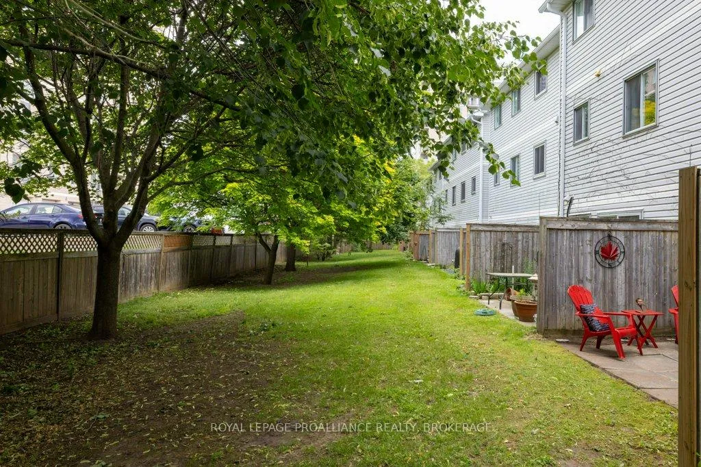 Photo 34 of 882 Winchester Lane, Kingston, North of Taylor-Kidd Blvd — HOMEH