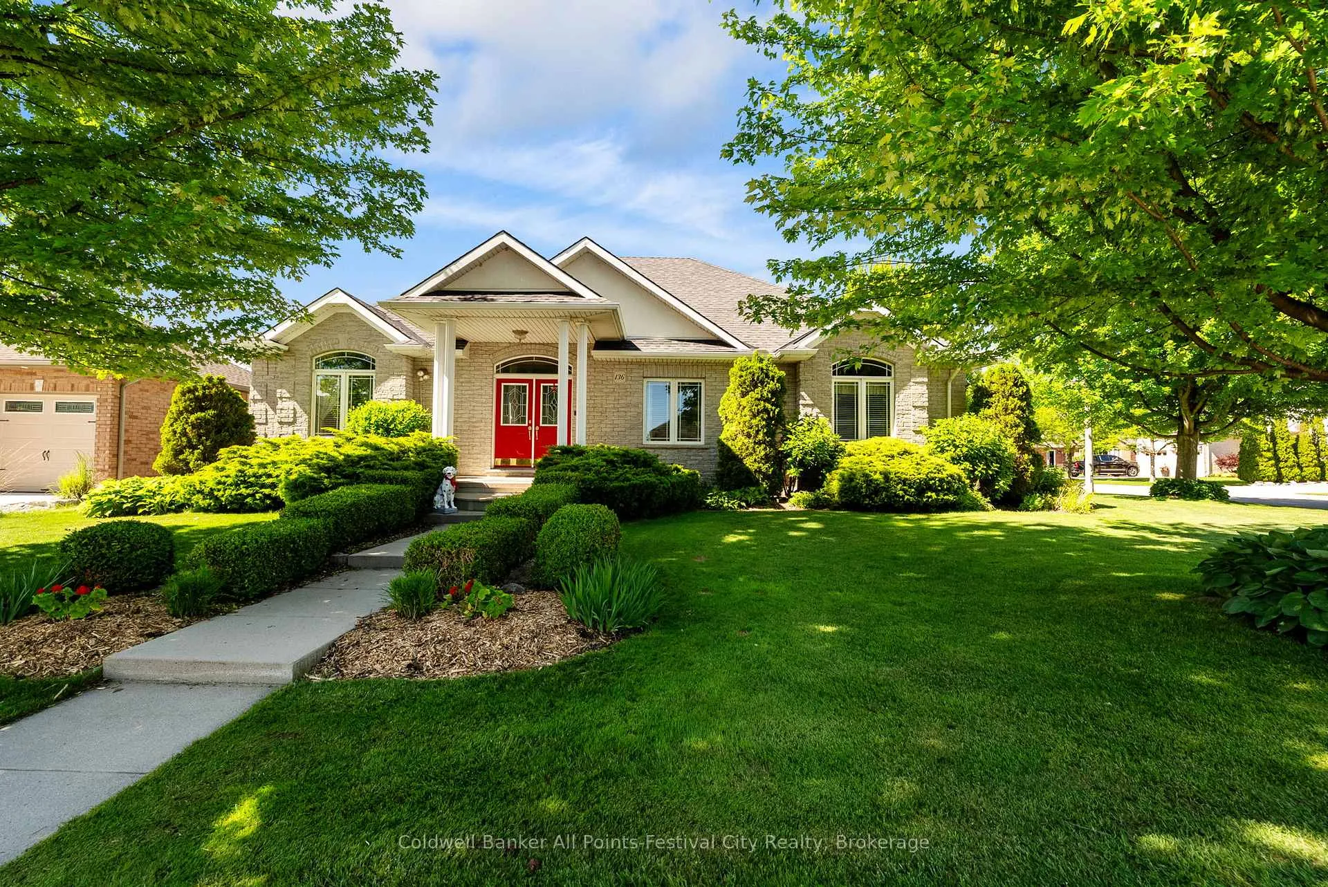 Photo 1 of 136 Bethune Crescent, Goderich, Goderich (Town) — HOMEH